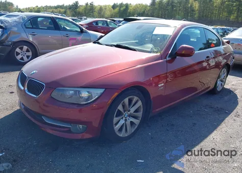 2011 BMW 328I xDrive z USA, uszkodzony, nr VIN WBAKF3C57BE445659